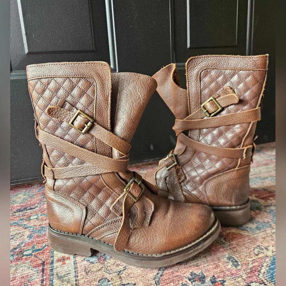 Brown Leather Buckle Boots - Picture 8 of 14